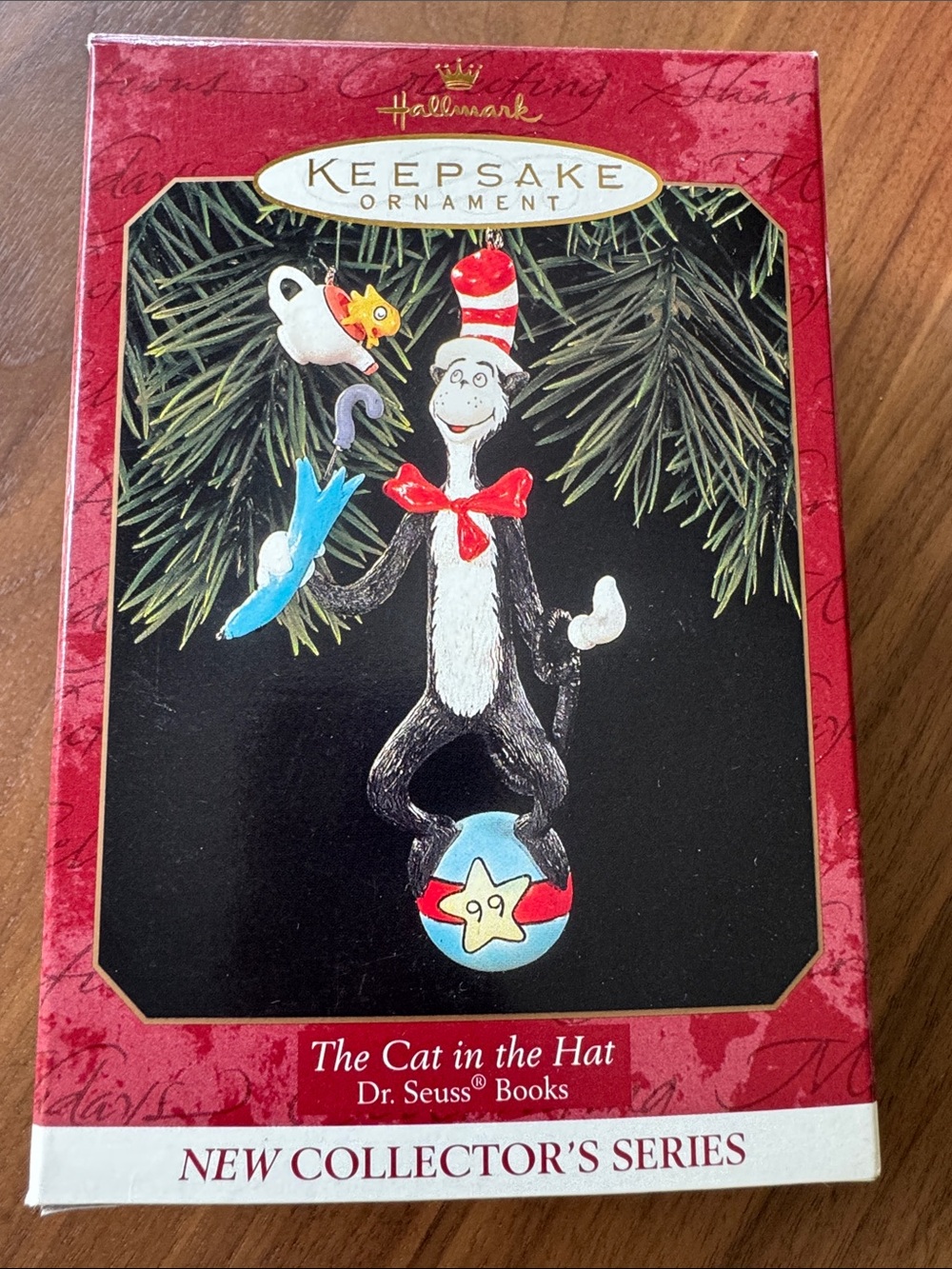 Hallmark Dr. Seuss The Cat in the Hat Christmas Ornament